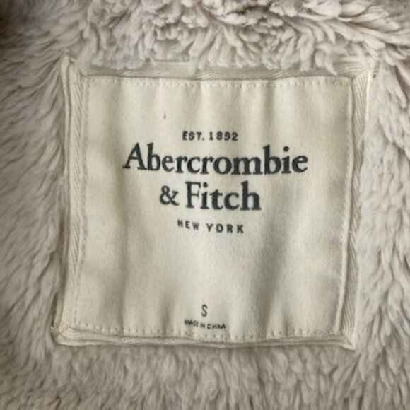 Abercrombie & Fitch Sherpa Lined Blue Jacket - Picture 8 of 8